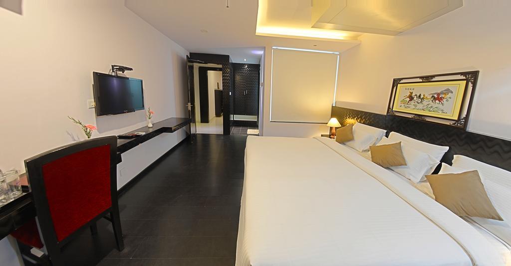 Hotel Gokulam Park Chennai Esterno foto