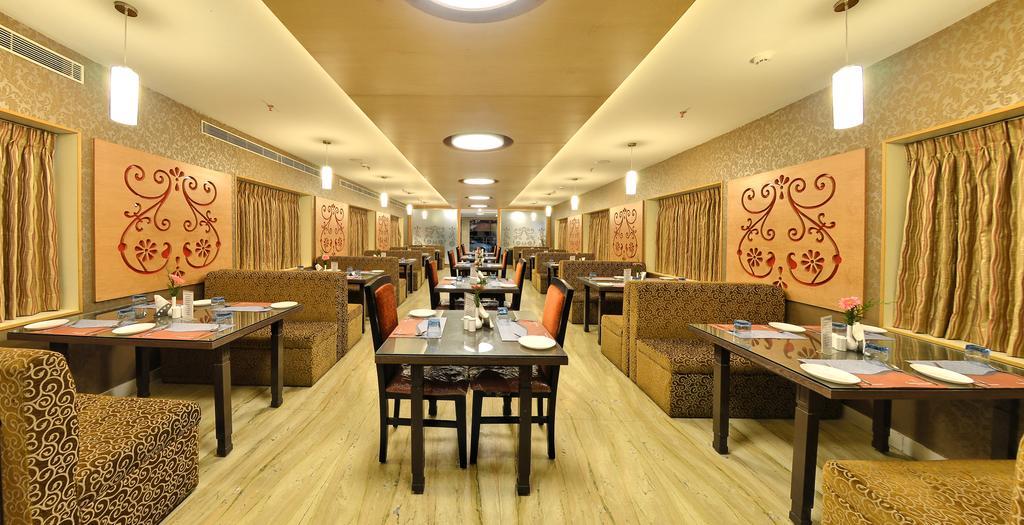 Hotel Gokulam Park Chennai Esterno foto