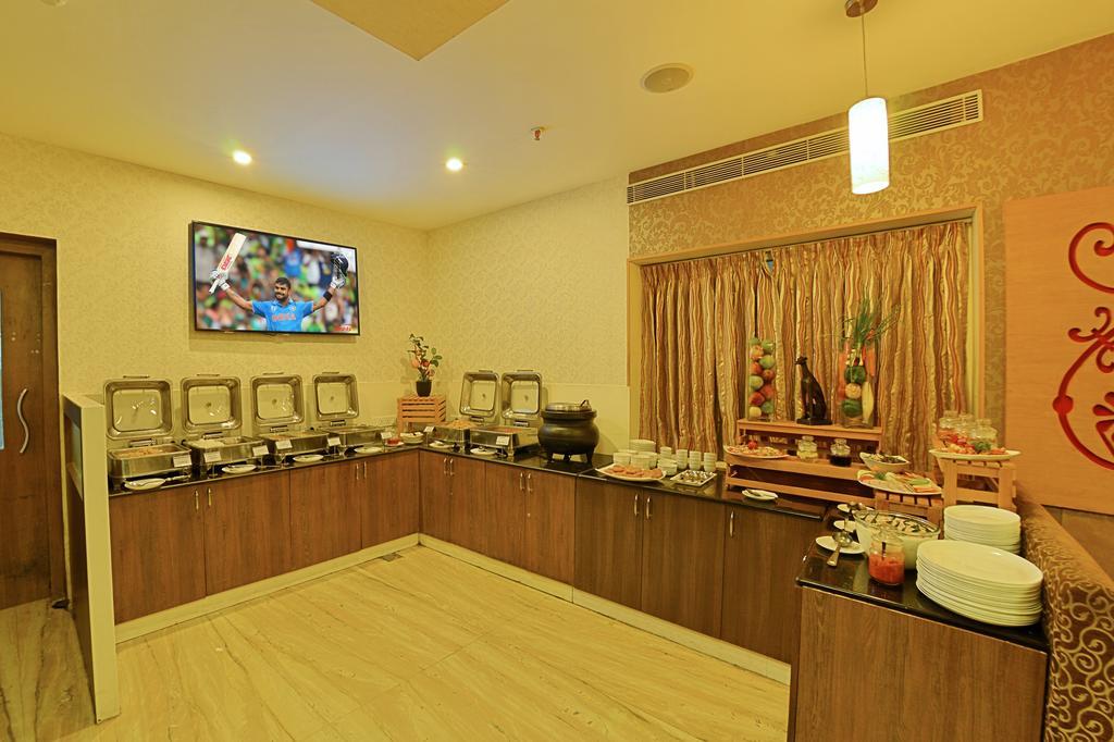 Hotel Gokulam Park Chennai Esterno foto