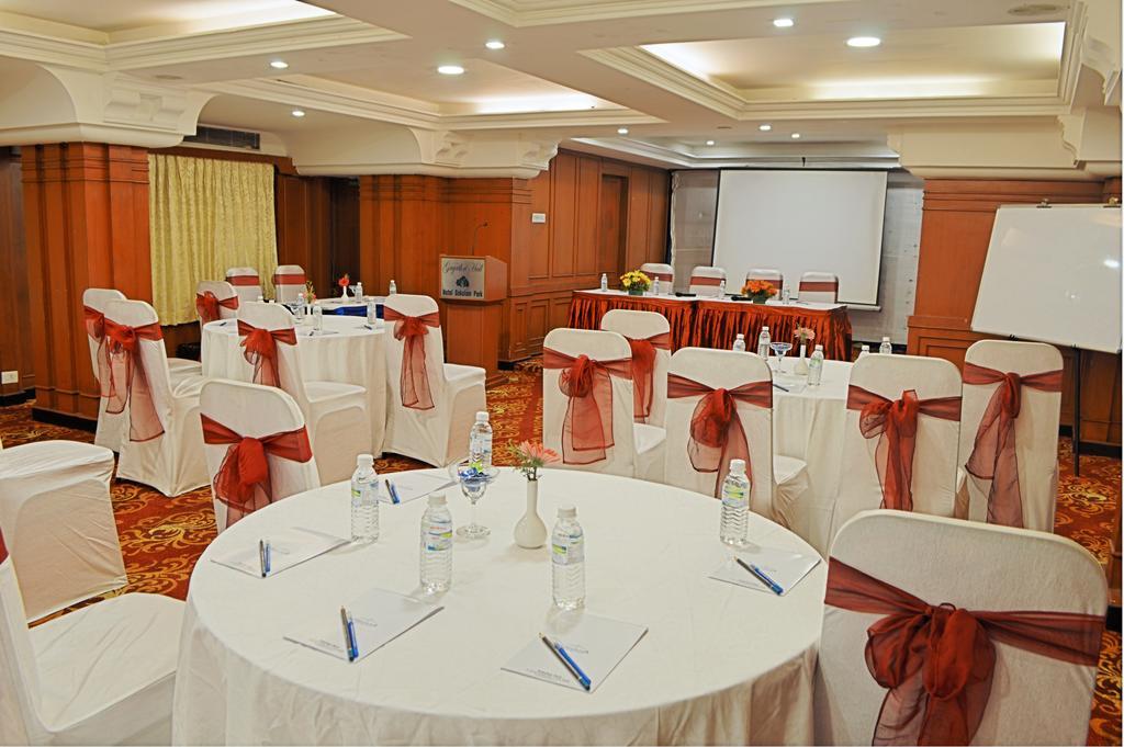 Hotel Gokulam Park Chennai Esterno foto