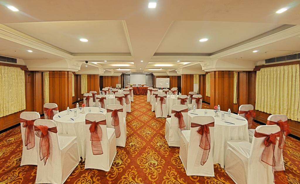 Hotel Gokulam Park Chennai Esterno foto